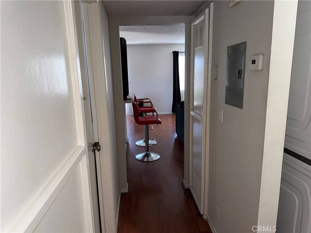 Gardena, CA 90247,1549 W 146th St #9