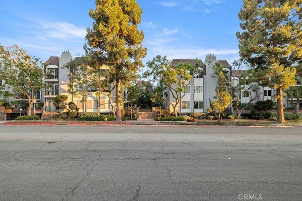 Culver City, CA 90230,5870 Green Valley CIR #231
