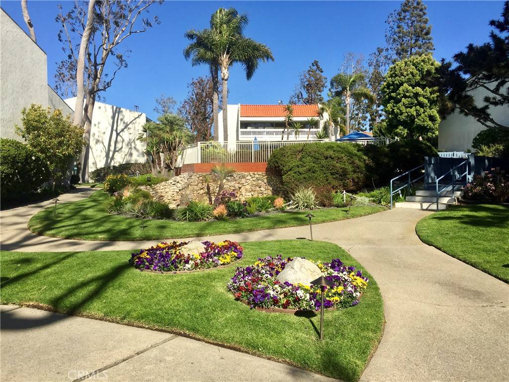 613 S Prospect AVE #204, Redondo Beach, CA 90277