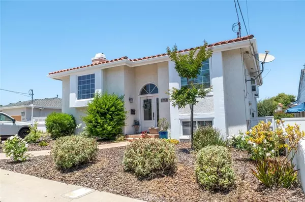 1751 1st ST, Manhattan Beach, CA 90266