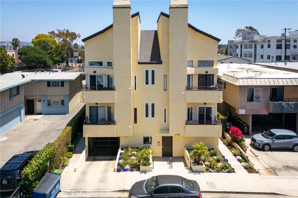 11722 Avon WAY #103, Los Angeles, CA 90066