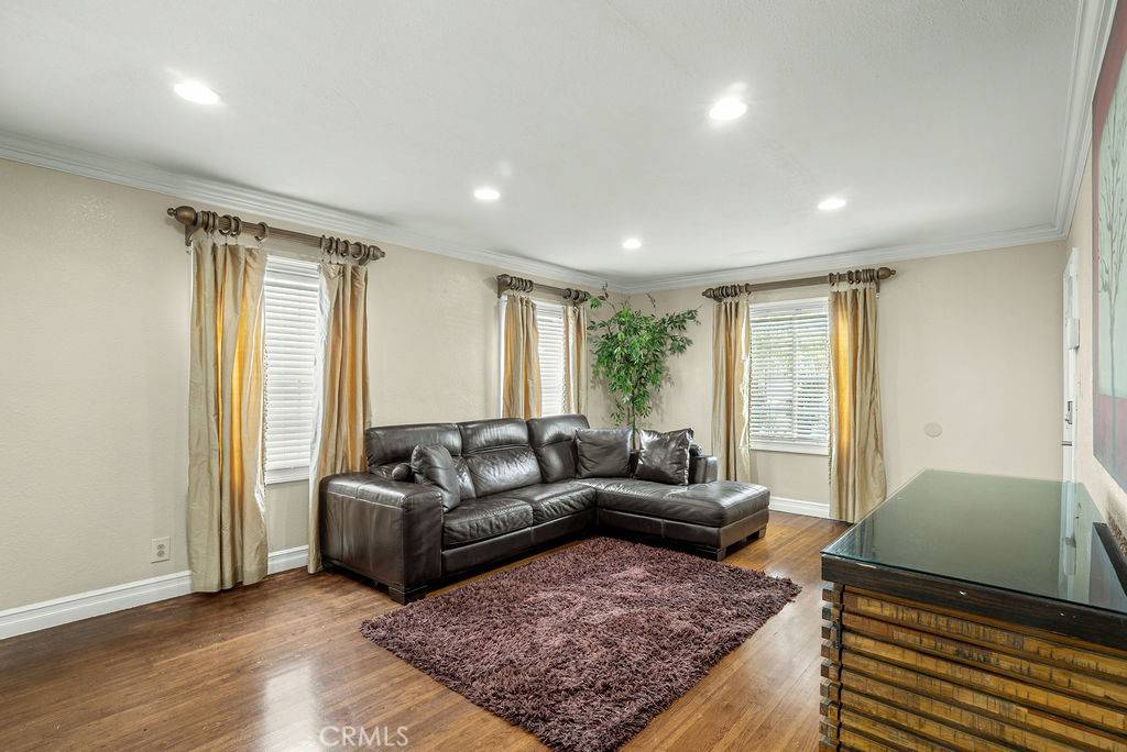 Gardena, CA 90249,1933 W 147th ST