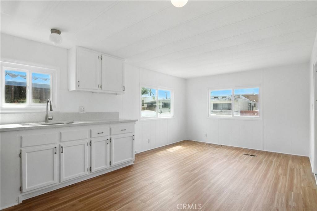 Torrance, CA 90503,20550 Earl St #15
