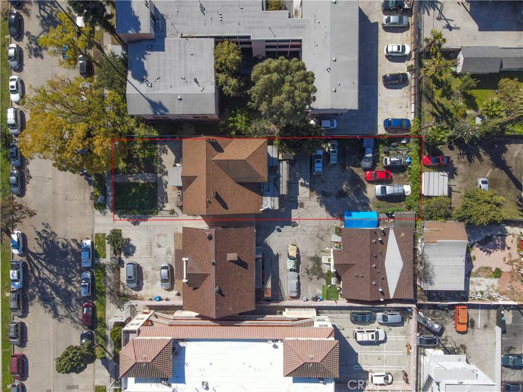 Los Angeles, CA 90019,1619 S St Andrews PL