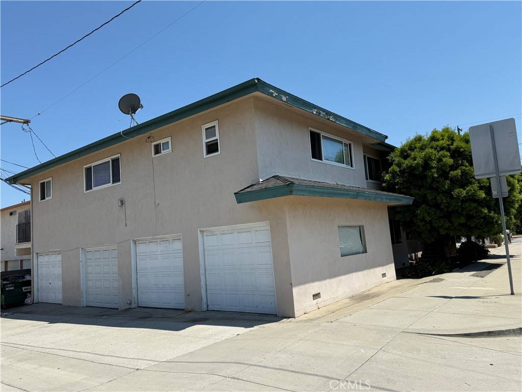 San Pedro, CA 90731,994 W 7th ST