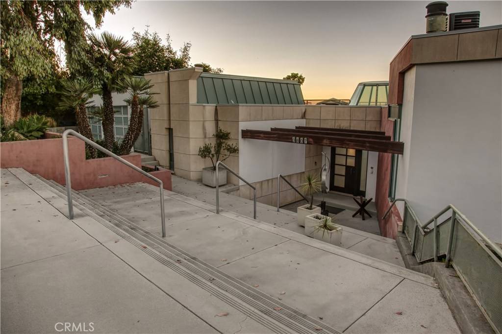 Rancho Palos Verdes, CA 90275,3807 Crest RD