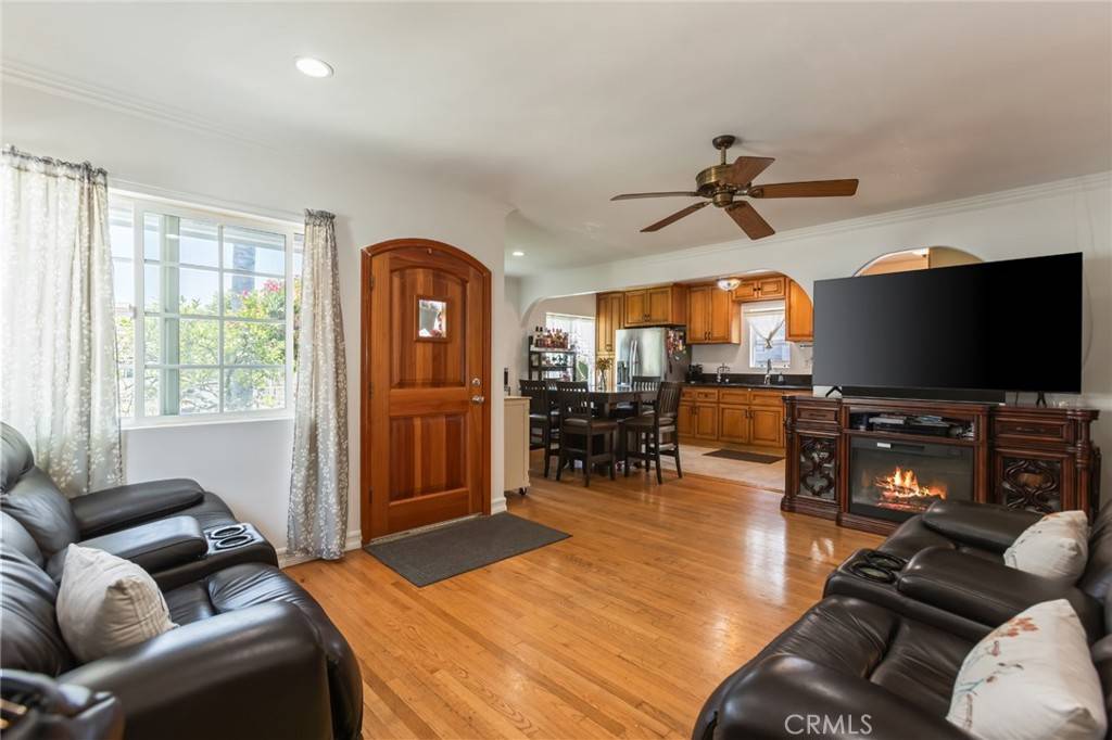 Hawthorne, CA 90250,12945 Jefferson Avenue