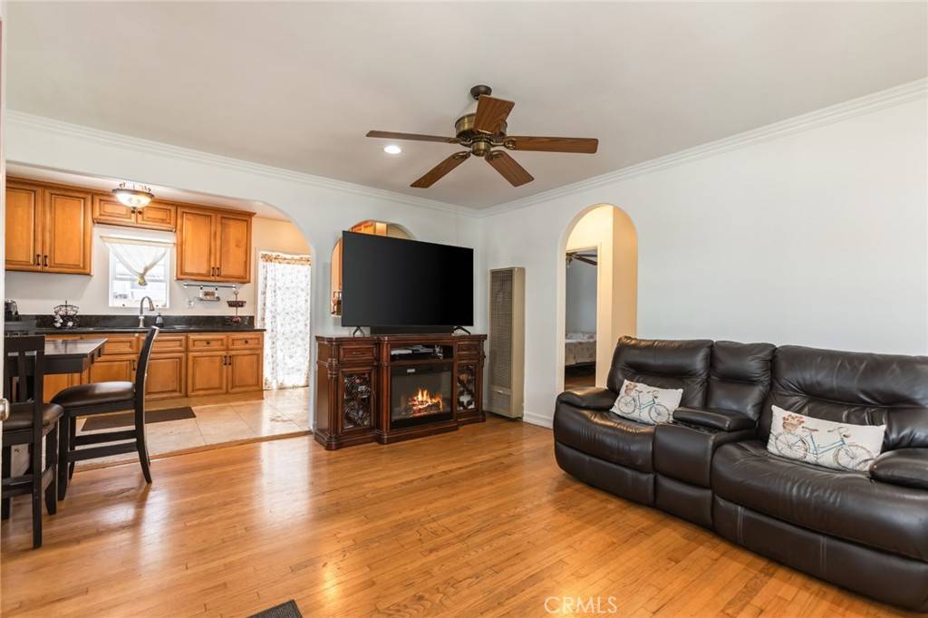 Hawthorne, CA 90250,12945 Jefferson Avenue