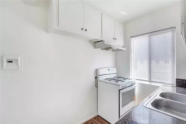 Los Angeles, CA 90016,2538 Thurman AVE #1