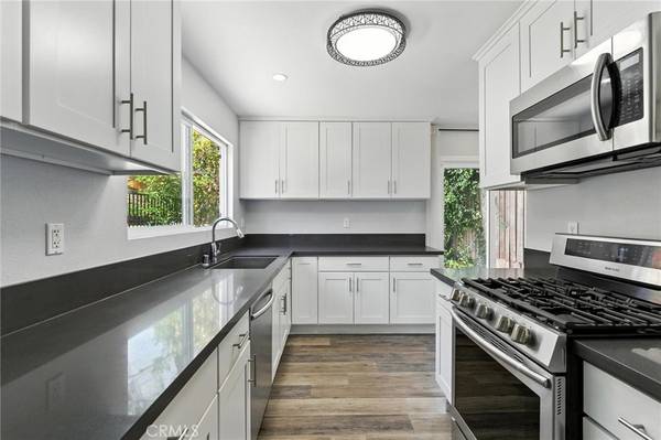 Ladera Heights, CA 90056,5439 S La Cienega BLVD