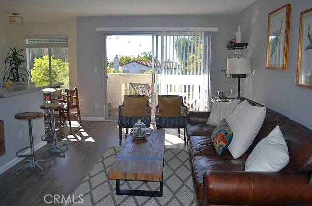Santa Monica, CA 90405,3111 4th ST #208