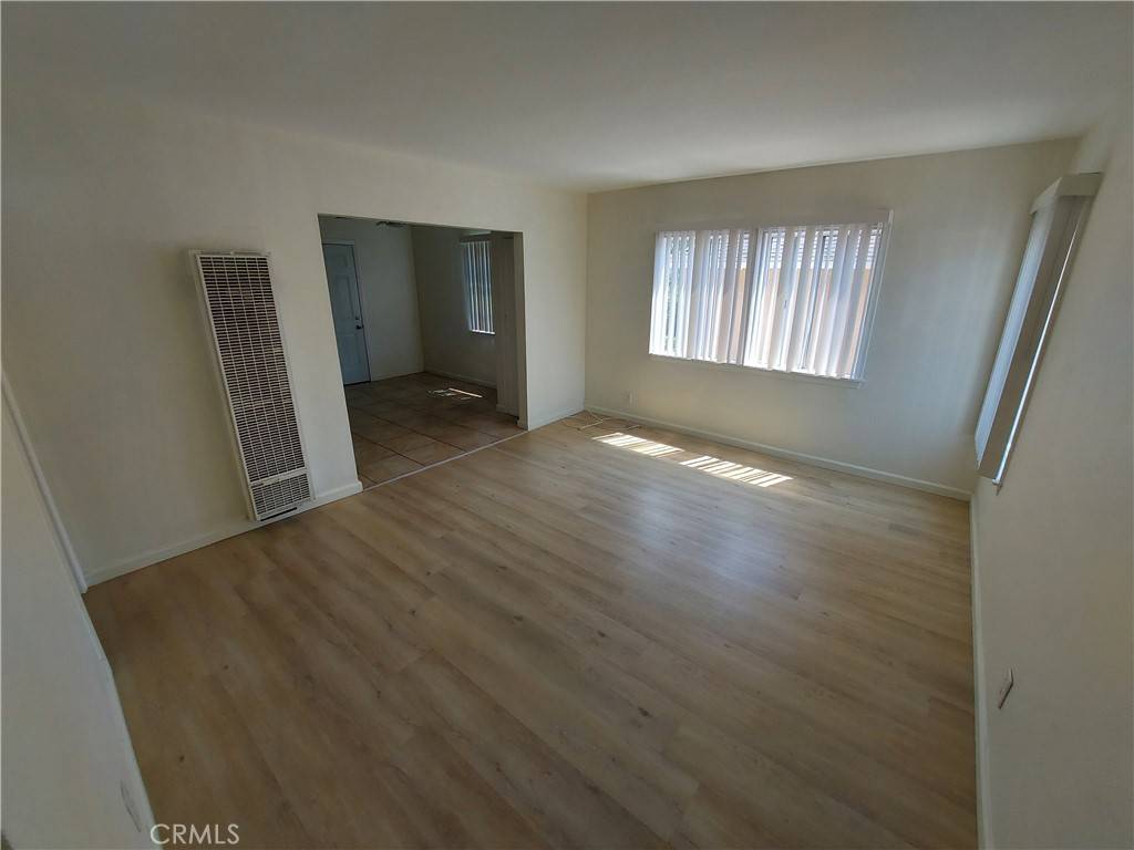 Los Angeles, CA 90008,2709 1/2 W Vernon AVE