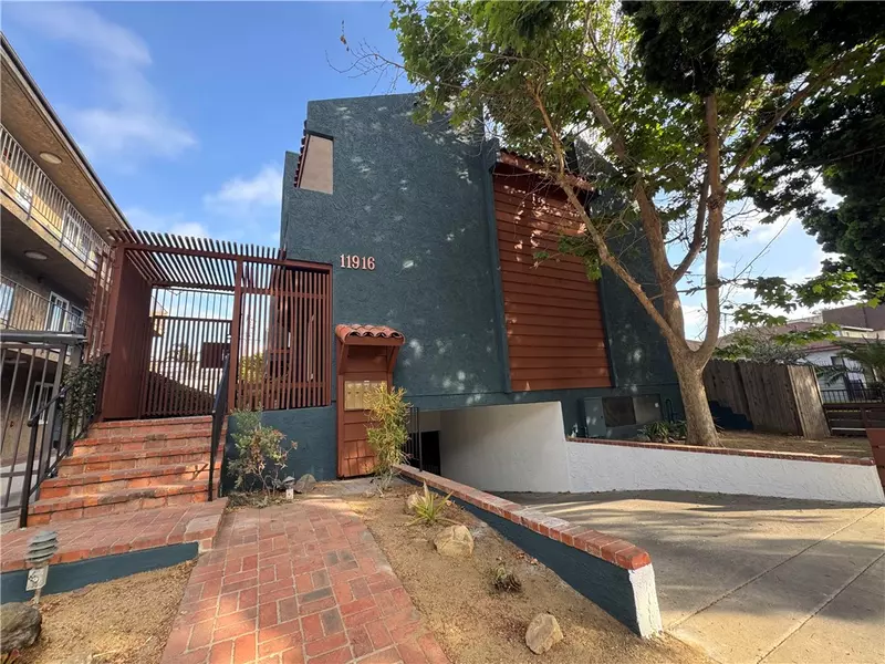 11916 Venice Blvd #4, Los Angeles, CA 90066
