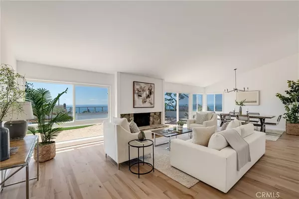 Rancho Palos Verdes, CA 90275,28717 Trailriders DR