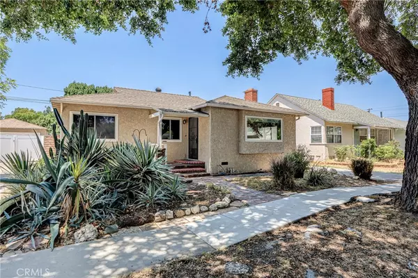 6127 Castana AVE, Lakewood, CA 90712