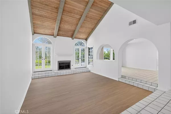 Manhattan Beach, CA 90266,2 Cambridge