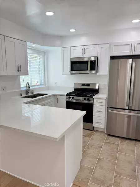 4120 W 170th ST, Lawndale, CA 90260