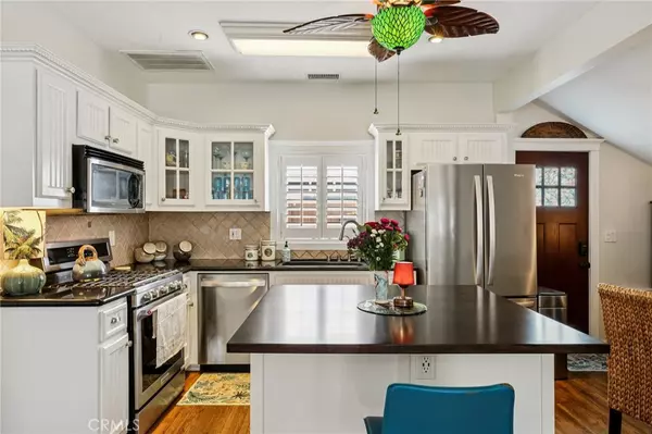 Redondo Beach, CA 90277,311 S Guadalupe Avenue