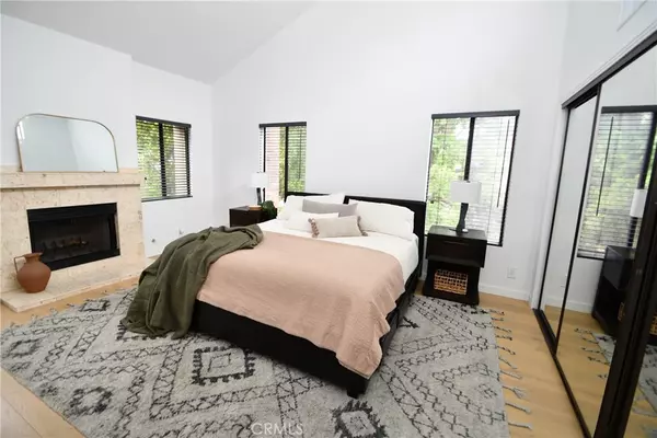 Tarzana, CA 91356,18731 Hatteras ST #31