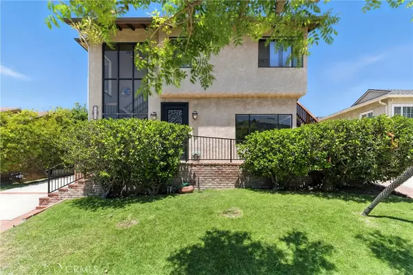10717 Whitburn ST, Culver City, CA 90230