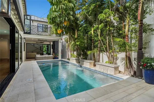 Manhattan Beach, CA 90266,724 36th ST