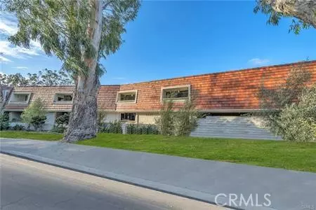 Palos Verdes Estates, CA 90274,2545 Via Campesina #204