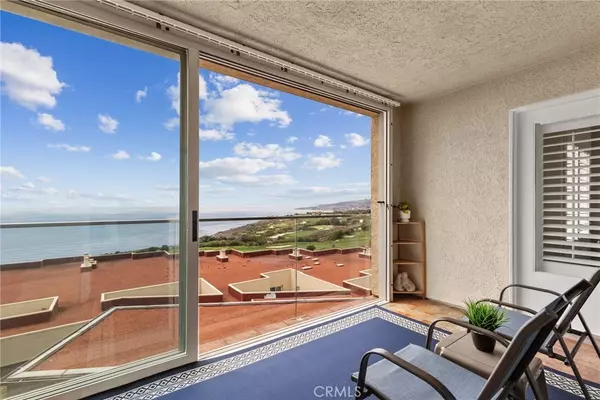 Rancho Palos Verdes, CA 90275,3200 La Rotonda Drive #613
