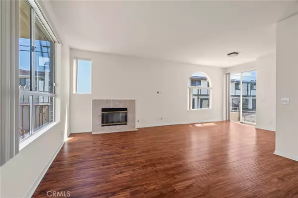 Hawthorne, CA 90250,14540 Yukon AVE