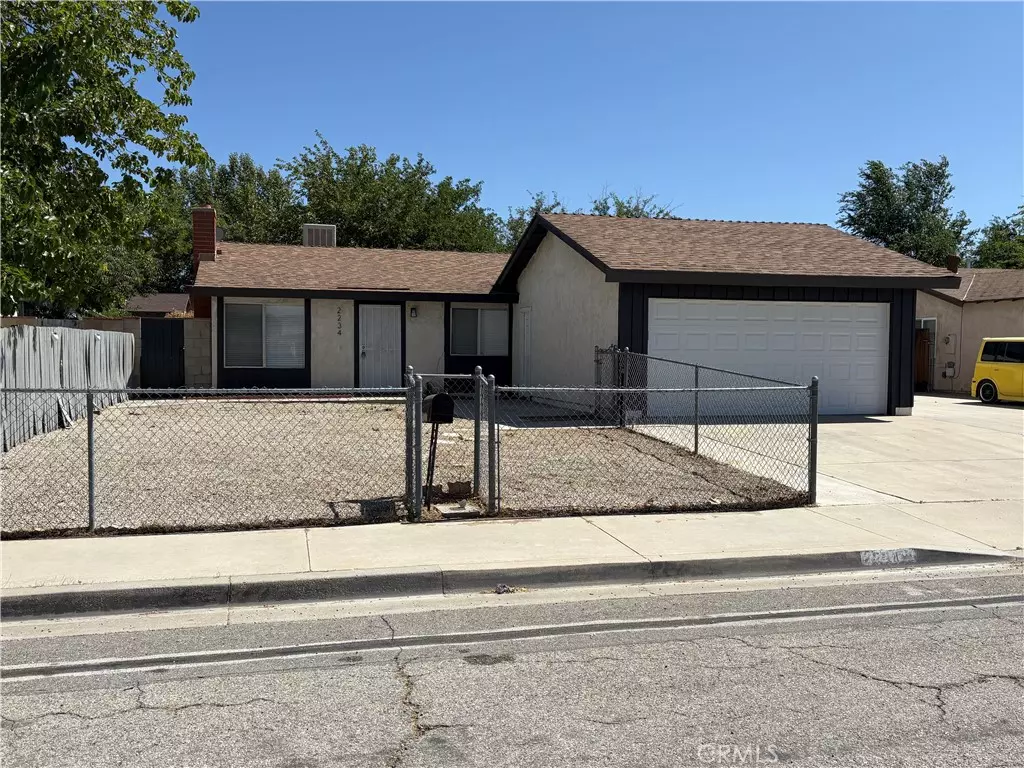 Lancaster, CA 93536,2234 W Avenue K13