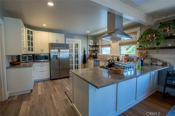 San Pedro, CA 90731,922 W 3rd ST