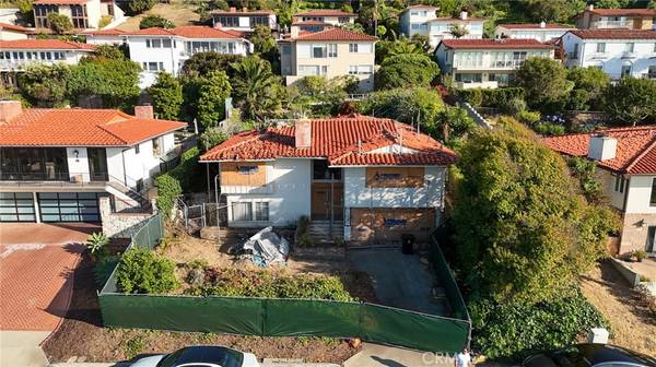 Palos Verdes Estates, CA 90274,552 Via Media