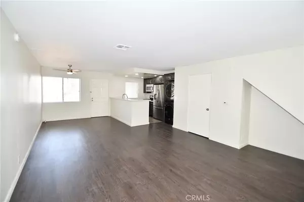 Los Angeles, CA 90066,11852 Washington PL #6
