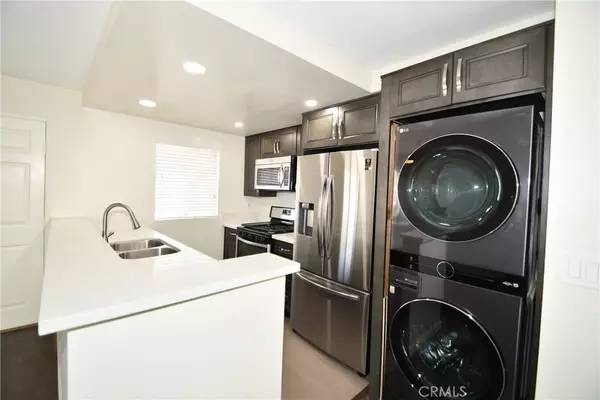 Los Angeles, CA 90066,11852 Washington PL #6