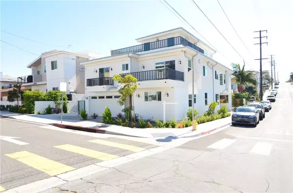 Redondo Beach, CA 90278,2100 Carnegie LN