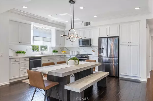 Hawthorne, CA 90250,5547 Strand #101
