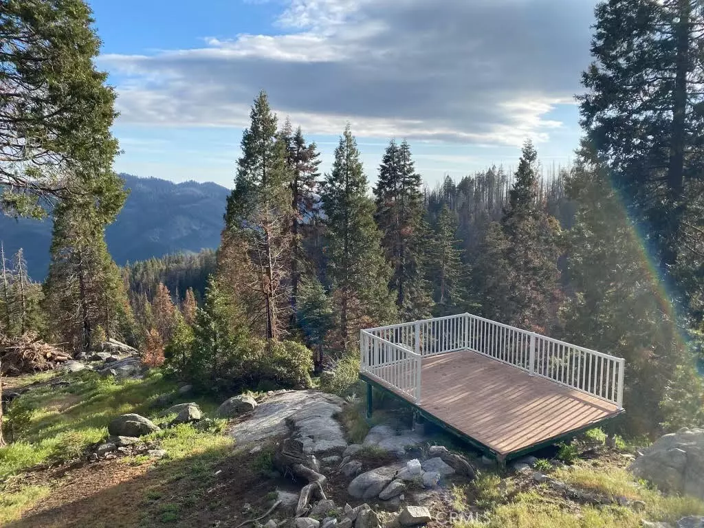 Springville, CA 93265,53434 Redwood DR #B