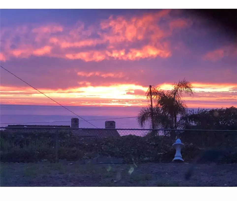 Rancho Palos Verdes, CA 90275,4348 Exultant DR