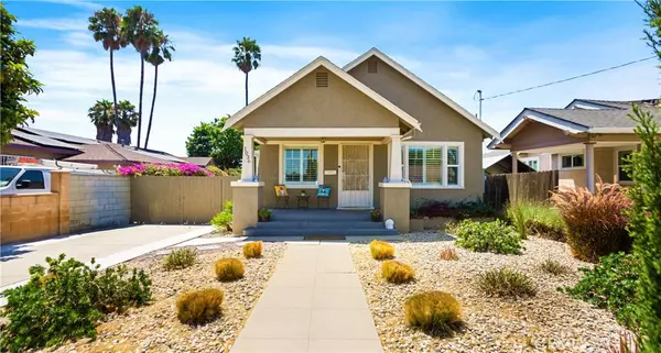 1036 W Dolores ST, Wilmington, CA 90744