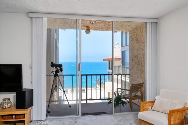 Redondo Beach, CA 90277,555 Esplanade #520