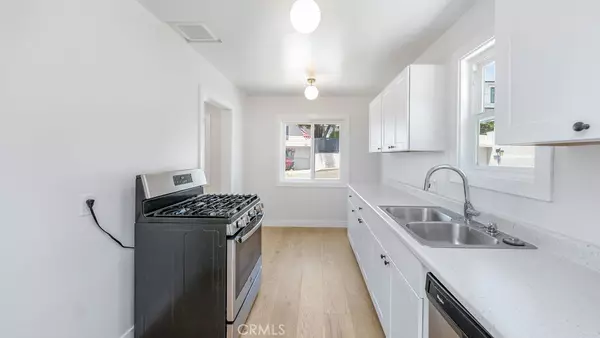 Manhattan Beach, CA 90266,708 S Redondo AVE