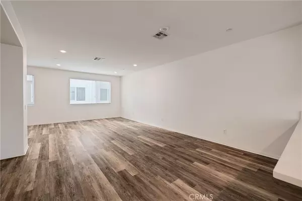 Gardena, CA 90247,14424 Lily LN #5