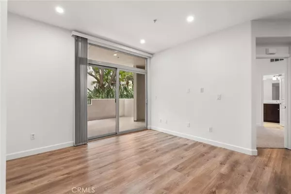 Playa Vista, CA 90094,13044 Pacific Promenade #101
