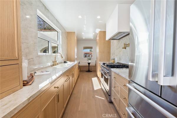 3924 Dublin AVE, Los Angeles, CA 90008