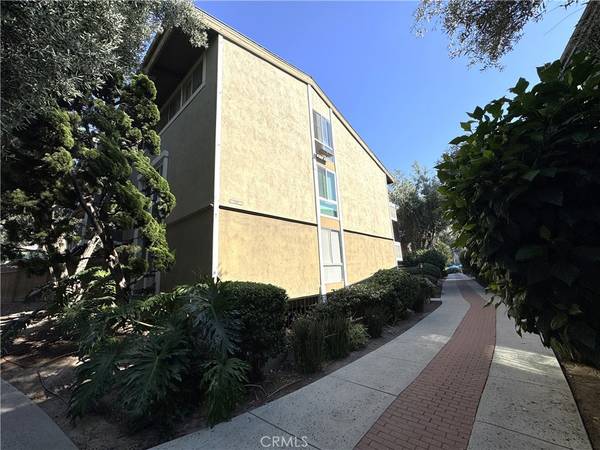 Culver City, CA 90230,6345 Green Valley CIR #114