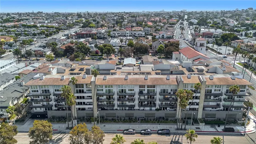 Redondo Beach, CA 90277,230 S Catalina AVE #306