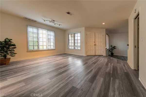 Manhattan Beach, CA 90266,11 Malaga PL