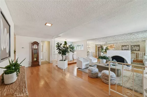 Redondo Beach, CA 90277,511 Faye LN