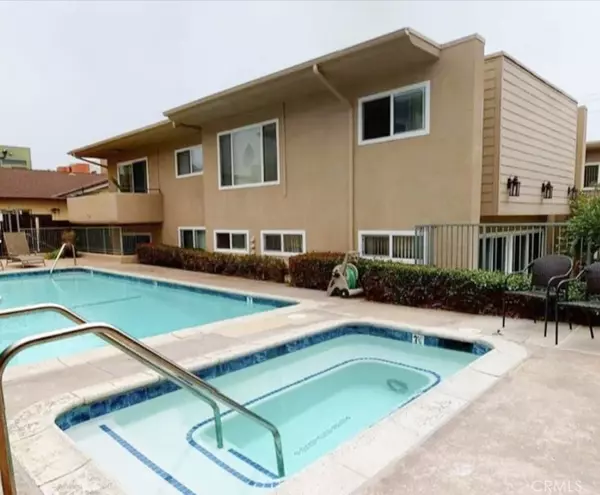 Redondo Beach, CA 90277,209 S Prospect AVE #111