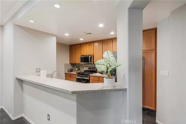 Playa Vista, CA 90094,12963 Runway RD #101