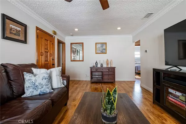 Inglewood, CA 90302,513 E Hillsdale ST